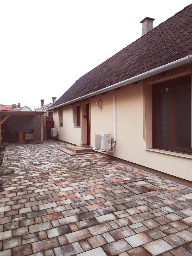 Napvirag Vendeghaz Villa Keszthely Exterior photo